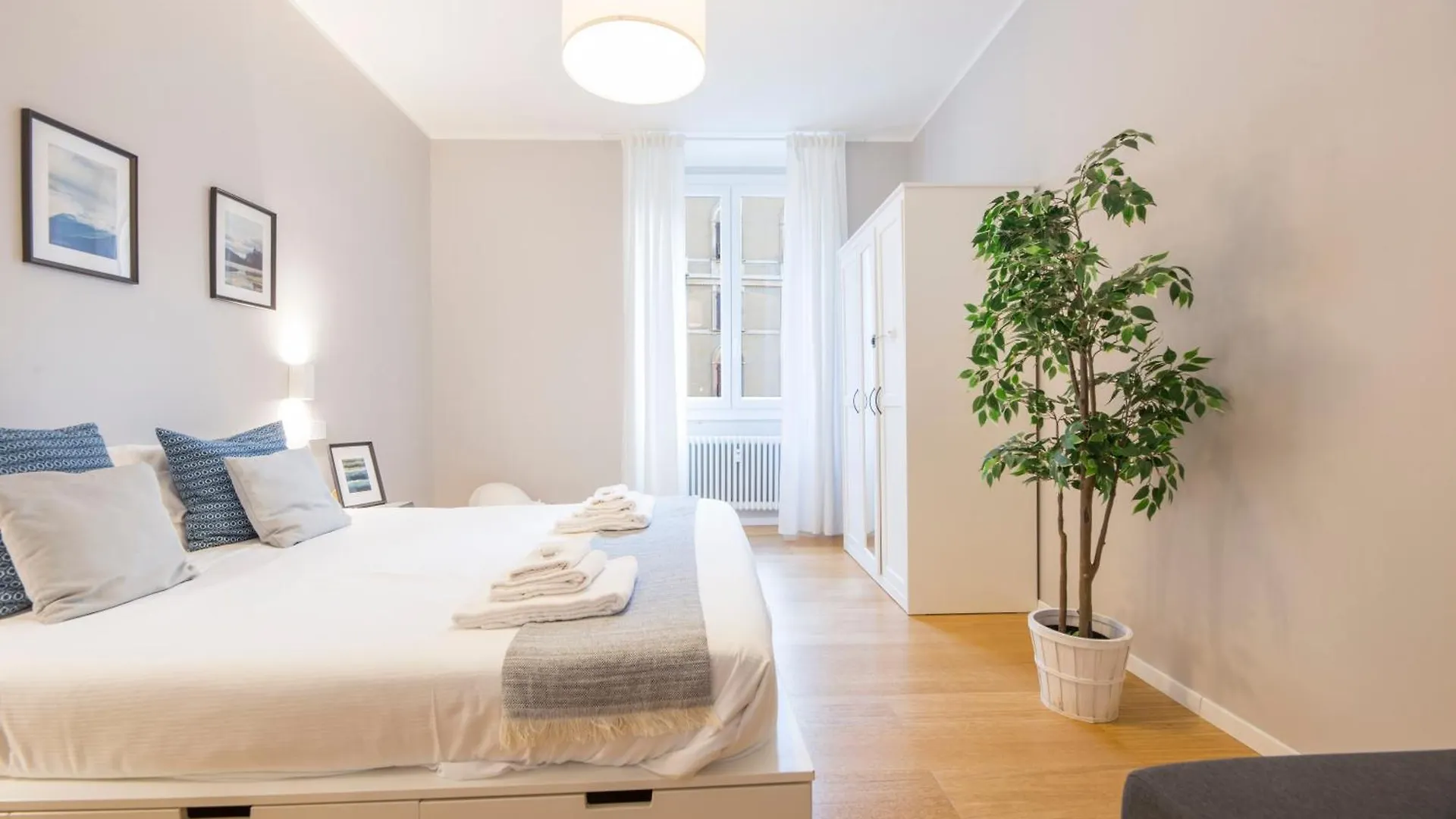 Casaviva-Modern Elegant Trilo In Genova Castelletto Apartment Italy